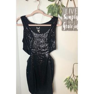 Black Sequins cut-out dress 📸✨